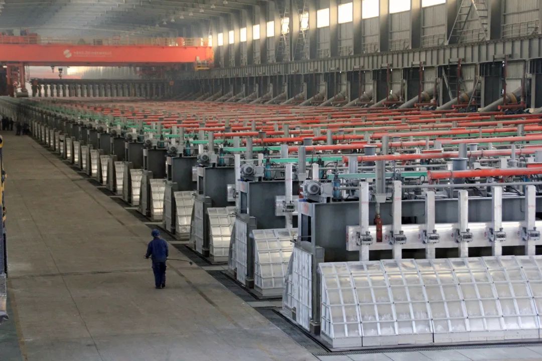 東興鋁業公司首月生產經營實現“開門紅”