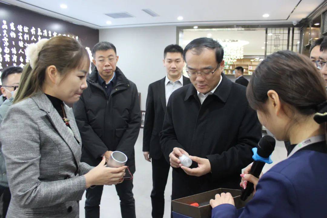 邹平市委书记吕明涛到方霖铝业调研