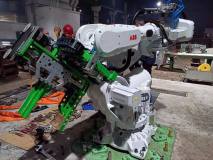 中铝东轻熔铸厂259车床智能化机器人改造顺利完成