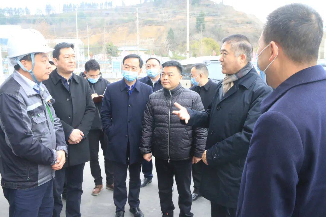 广元市委书记邹自景莅临广元中孚调研