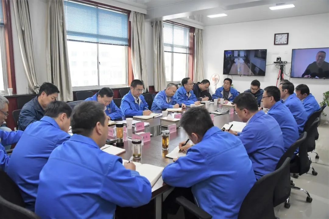 白银有色总经理王彬到营销中心调研指导工作