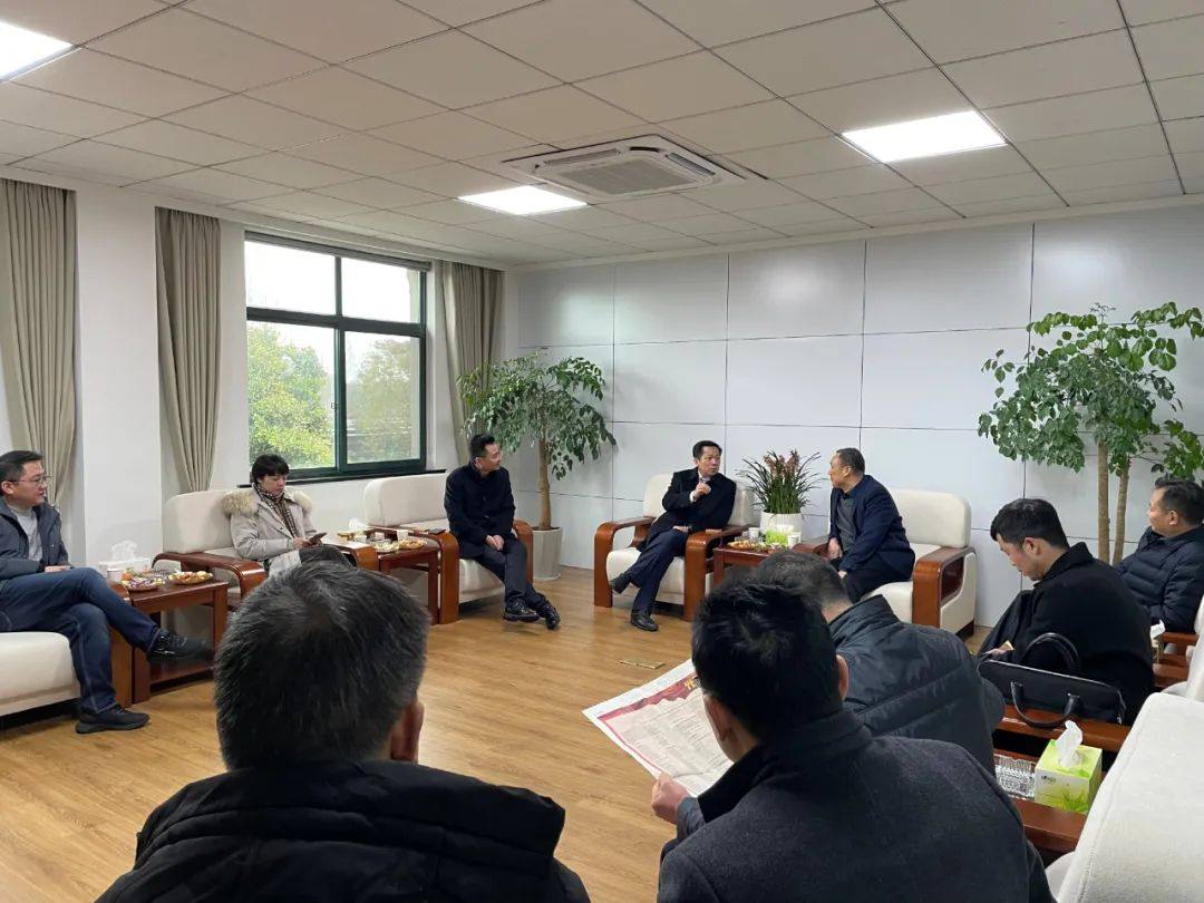 长兴县经济技术开发区陈少鹏书记一行到博奥铝业调研指导