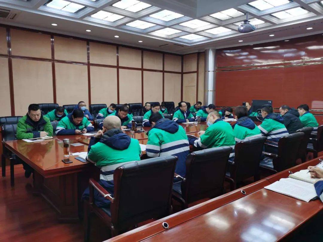 金川集团各单位传达学习领导班子务虚会精神 节后“收心”促生产