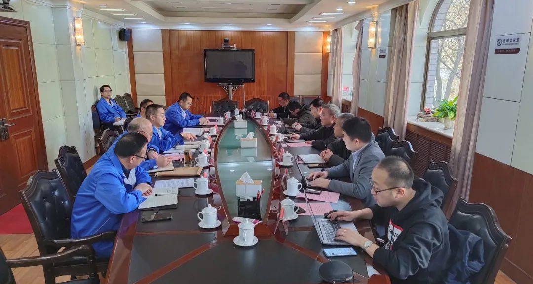 大象能源公司董事長諸葛福長到白銀集團考察