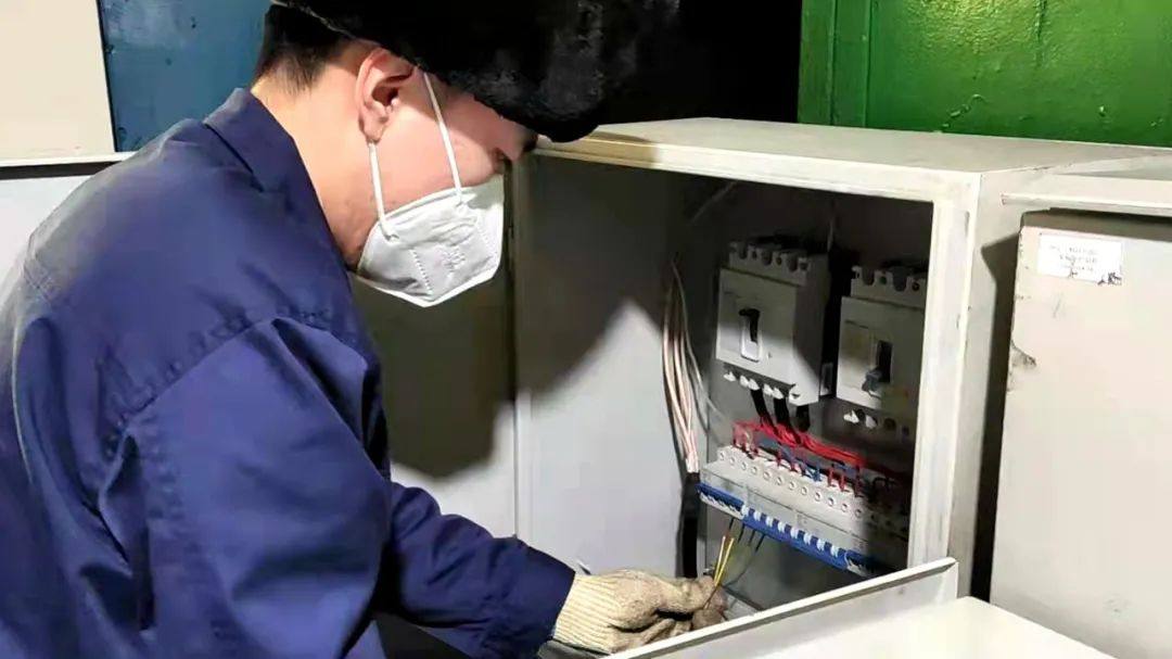 宏躍集團精鋅廠檢修作業區完成粘合劑泵改造