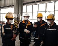 遵义铝业总经理田明生到电解铝厂和氧化铝厂检查指导工作