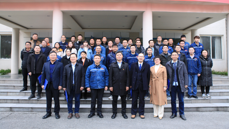 朱洪彬、易智民出席旗能电铝铝业分公司2022年工作会暨三届一次会员（职工）代表大会