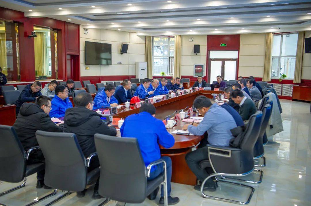 兰石集团总工程师陈建玉到白银集团调研