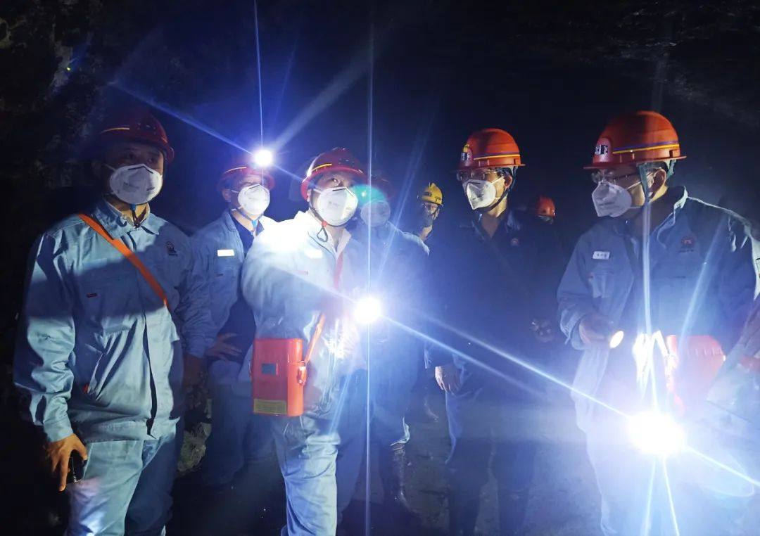 湖南省应急管理厅副厅长朱崇洲调研五矿水口山公司“双重预防”机制