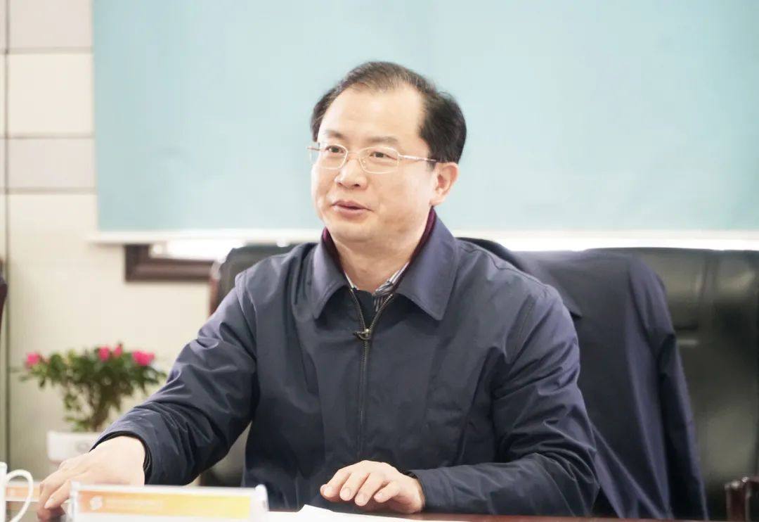 黄石市人大常委会党组书记徐继祥一行到中色大冶公司走访