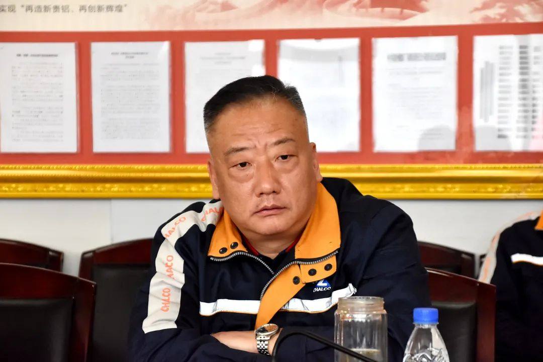 贵州铝厂工会召开委员（扩大）会议