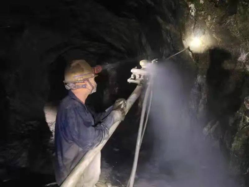 奋力谱写百年老矿新篇章——水口山公司铅锌矿2021工作纪实