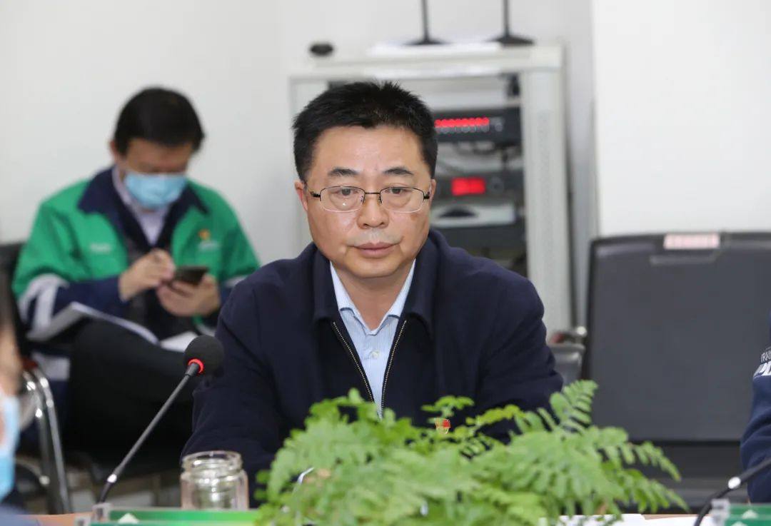 金川集團召開3月份總經理工作例會