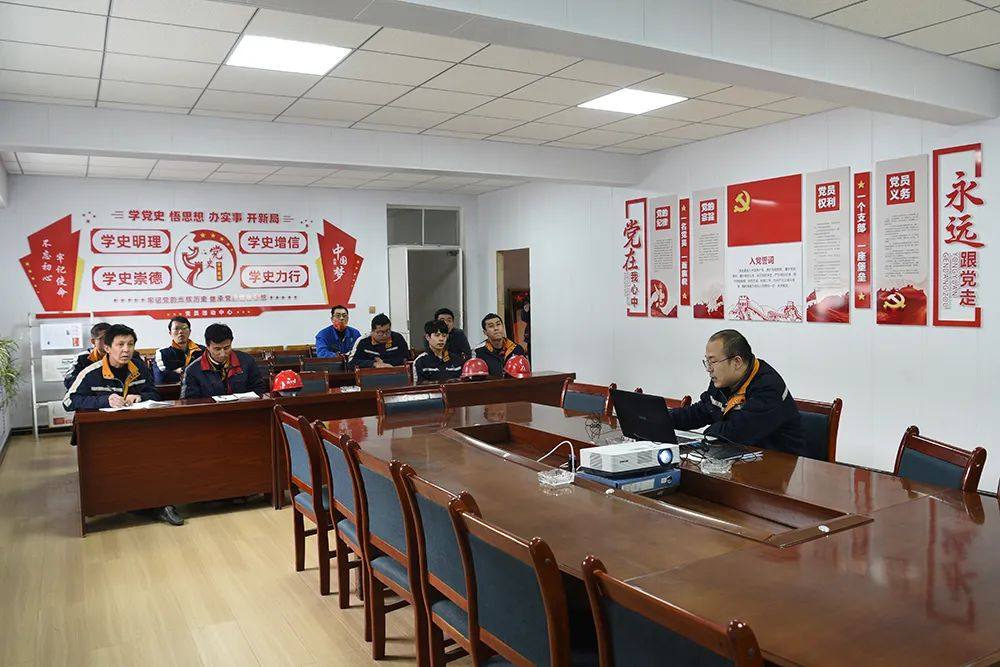 西北铝设备保障中心开展4#铸锭加工机列技术交流