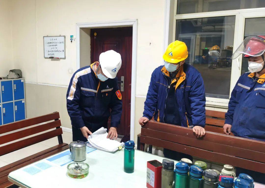 包头铝业副总经理茹文松带队检查基层单位疫情防控工作