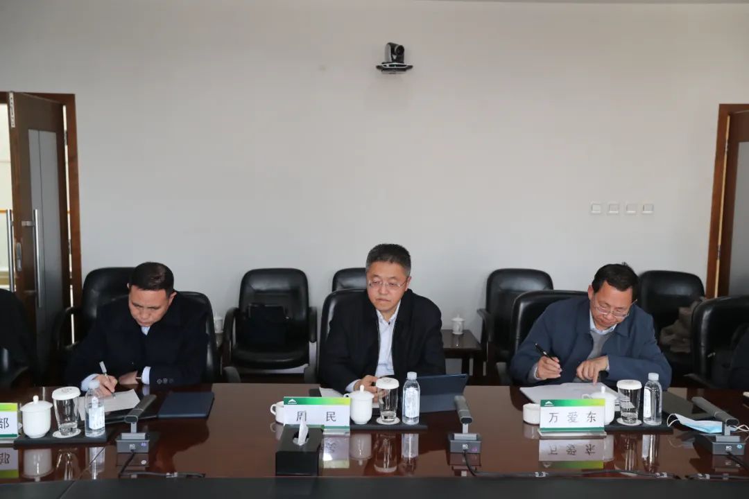 中国有色金属工业协会副会长王健一行到金川集团座谈交流