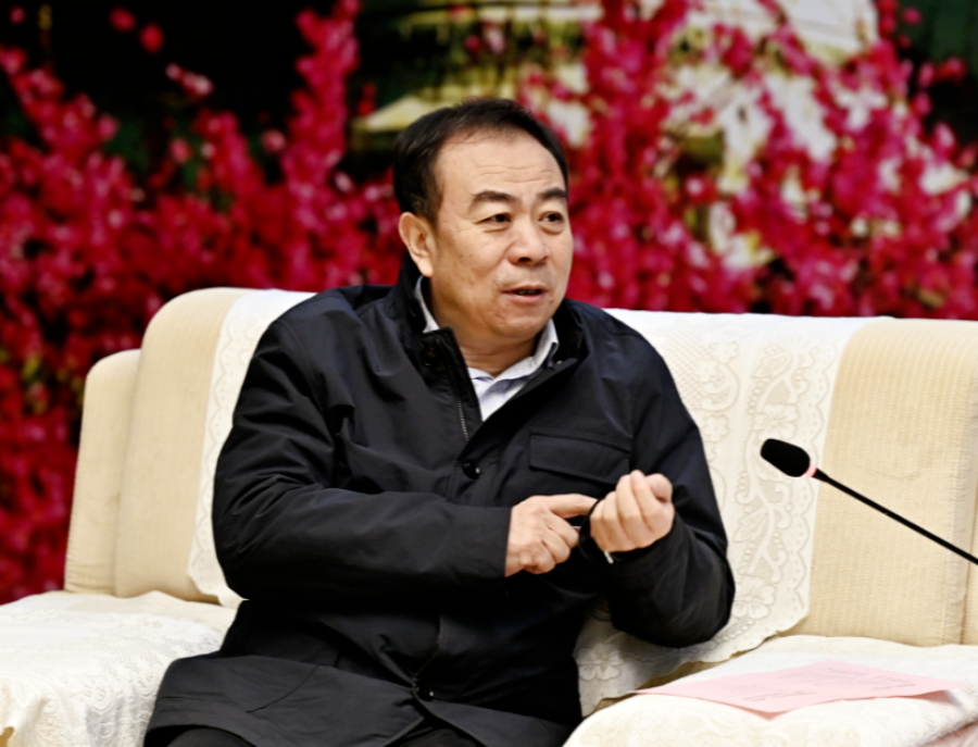 华阳集团董事长翟红与忻州市领导举行工作会谈