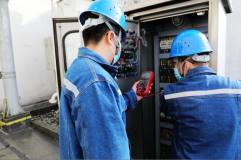 天山铝业输变电事业部开展电网设备巡查确保安全生产