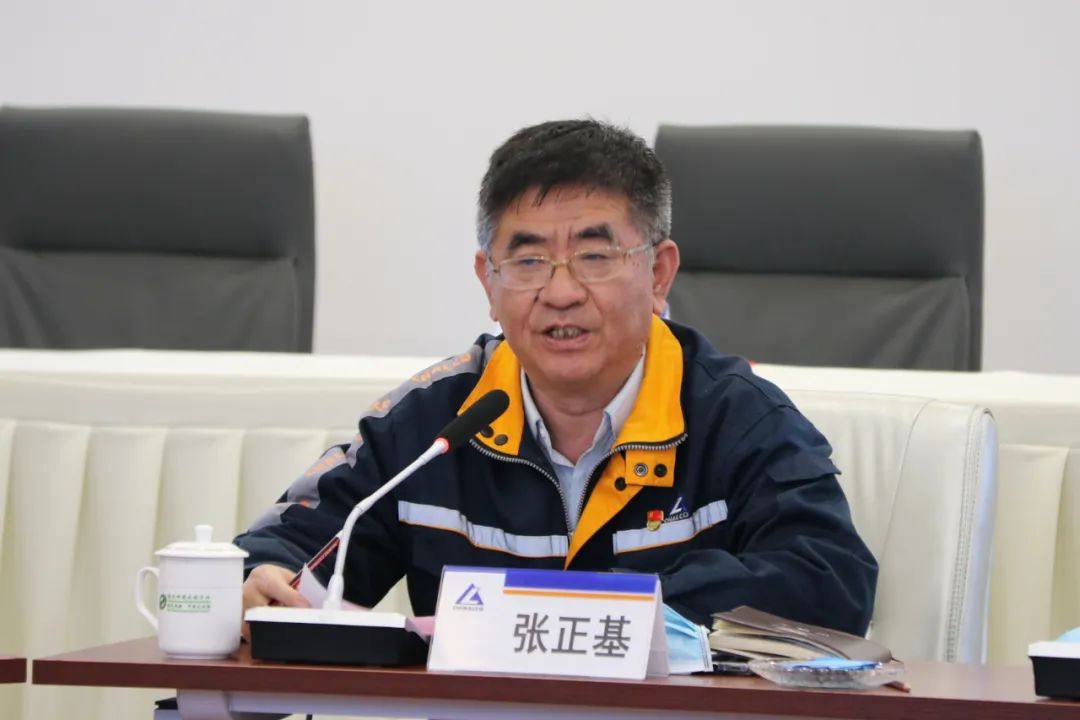 贵阳院参加“5G+智慧铝业”联合创新中心合作框架协议签约仪式