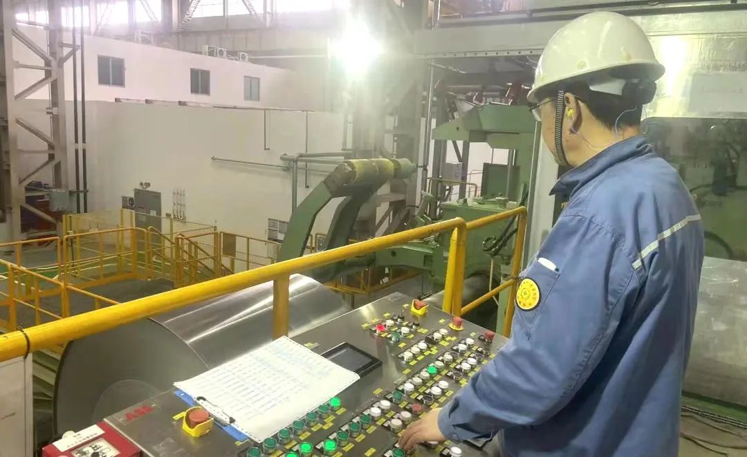 宝武铝业冷轧厂2500mm轧机实现三周达产