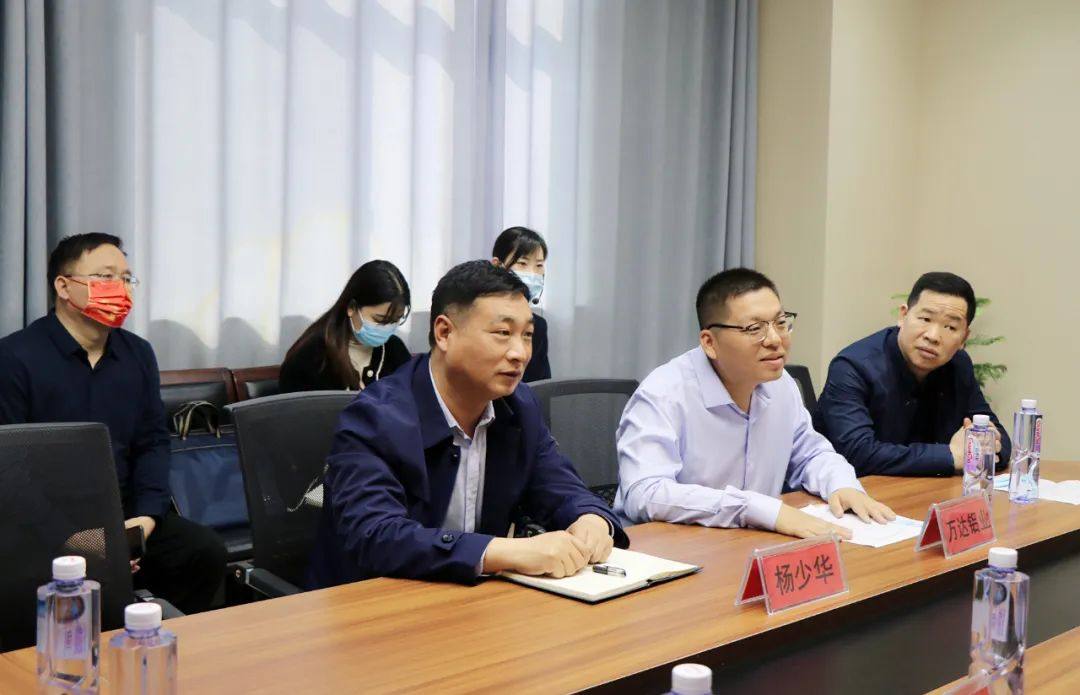 纪委书记翟旗到万达铝业调研营商环境情况