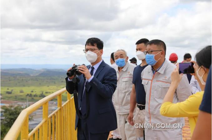 中国驻刚果（金）大使朱京到访北方矿业科米卡公司