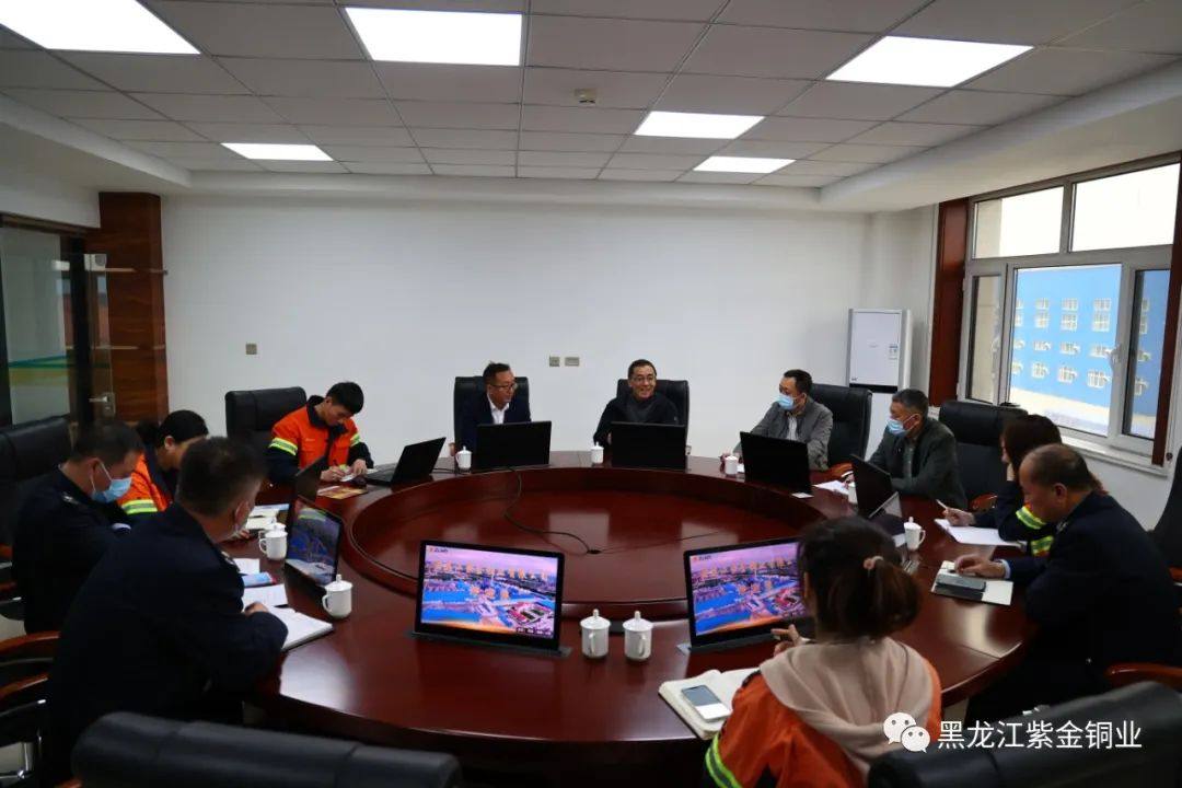 齐齐哈尔市税务局局长张忠明到黑龙江紫金铜业公司宣贯落实税收优惠政策