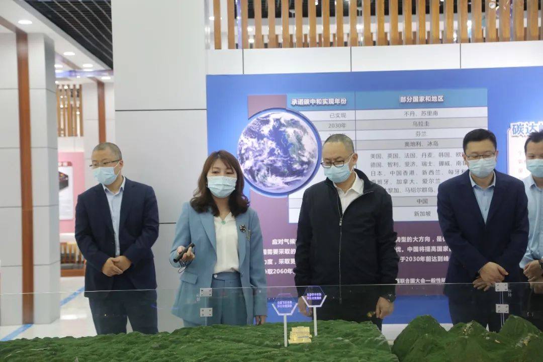 桂林银行董事长吴东一行到吉利百矿集团走访调研