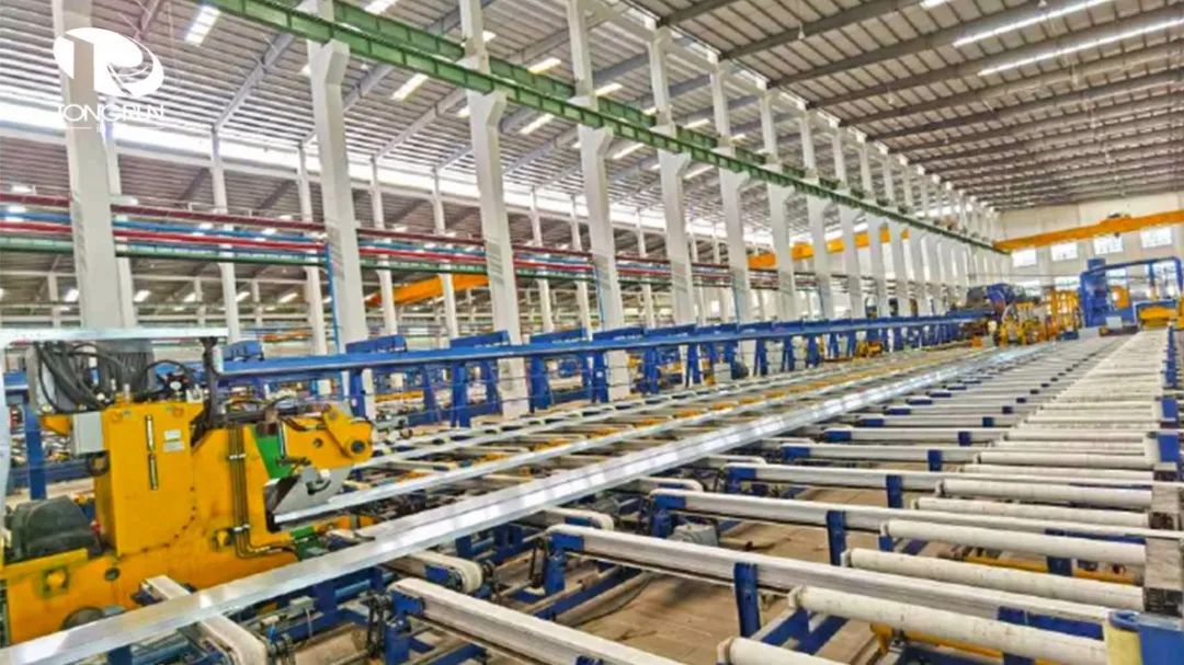 国内首条20000T挤压生产线在广东凤铝三水基地正式投产