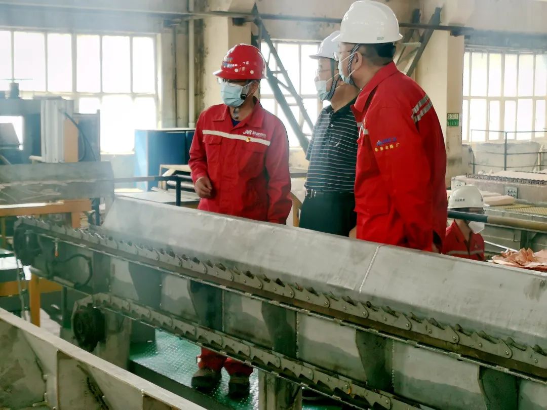 新疆有色集团领导王锴一行到五鑫铜业开展安全检查