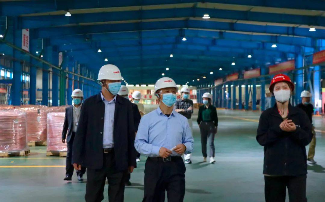 铜陵市政协副主席王晓斌一行莅临全威科技调研指导