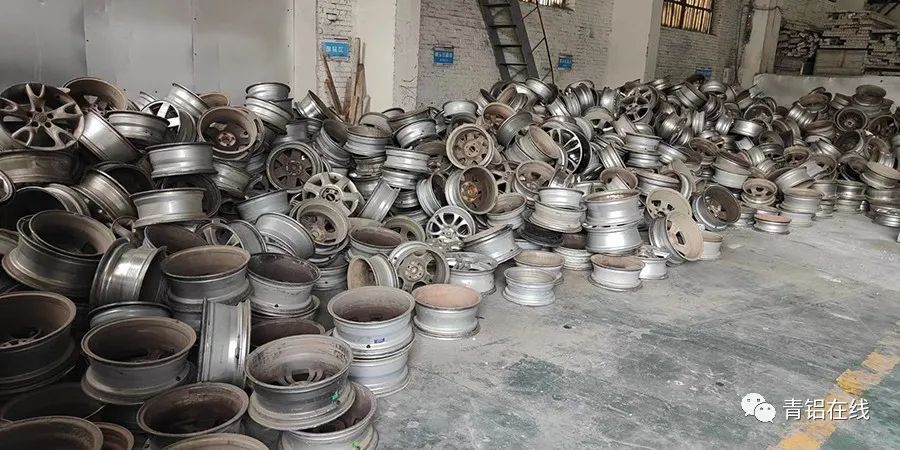 中鋁青海分公司合金化單位四月份消化廢鋁逾千噸