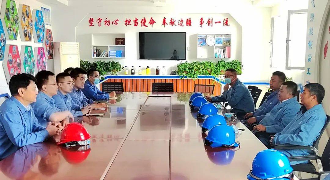 南疆碳素与中国石化塔河炼化公司开展学习交流