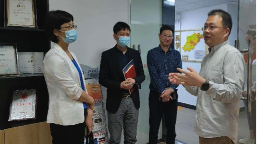 杭州市委政研室副主任俞伟英一行莅临锦江集团调研慈善公益工作