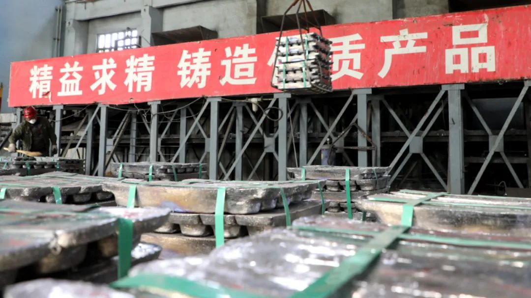 宏跃集团铅锌厂电铅作业区4月份产量创新高