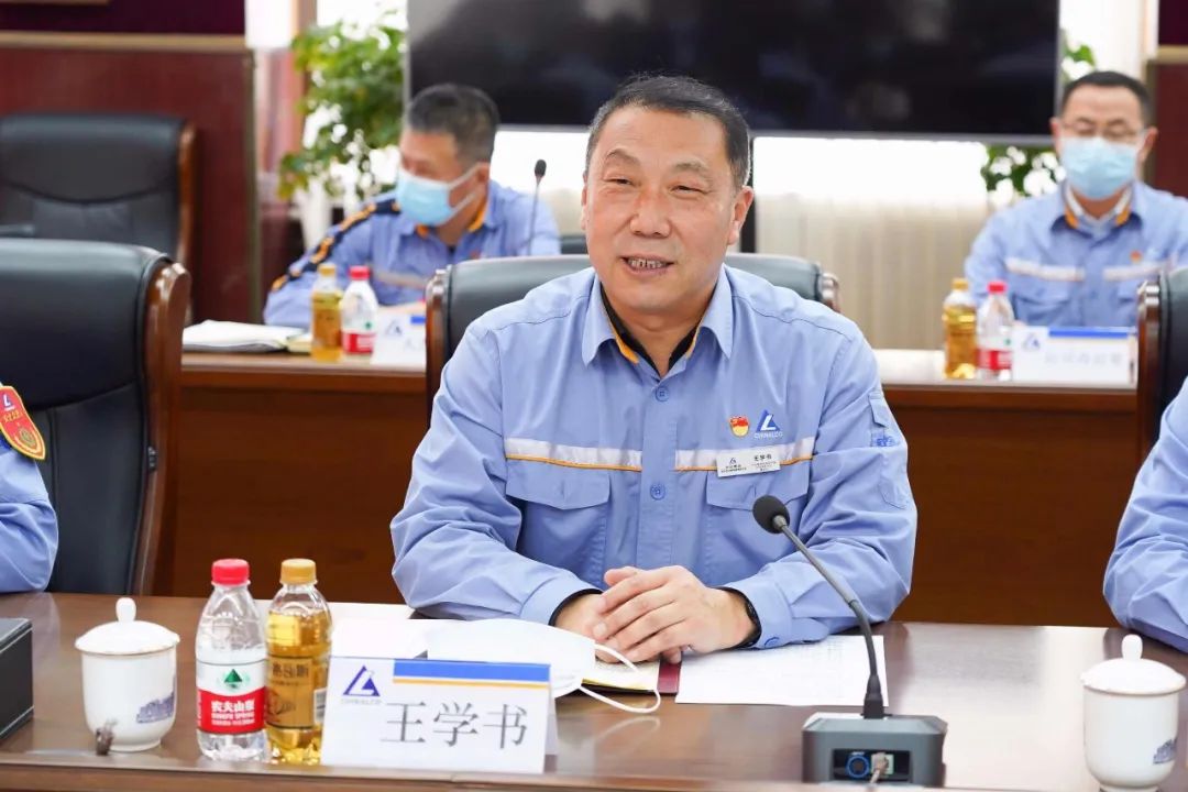黑龙江省人大常委会副主任李显刚到中铝东轻调研