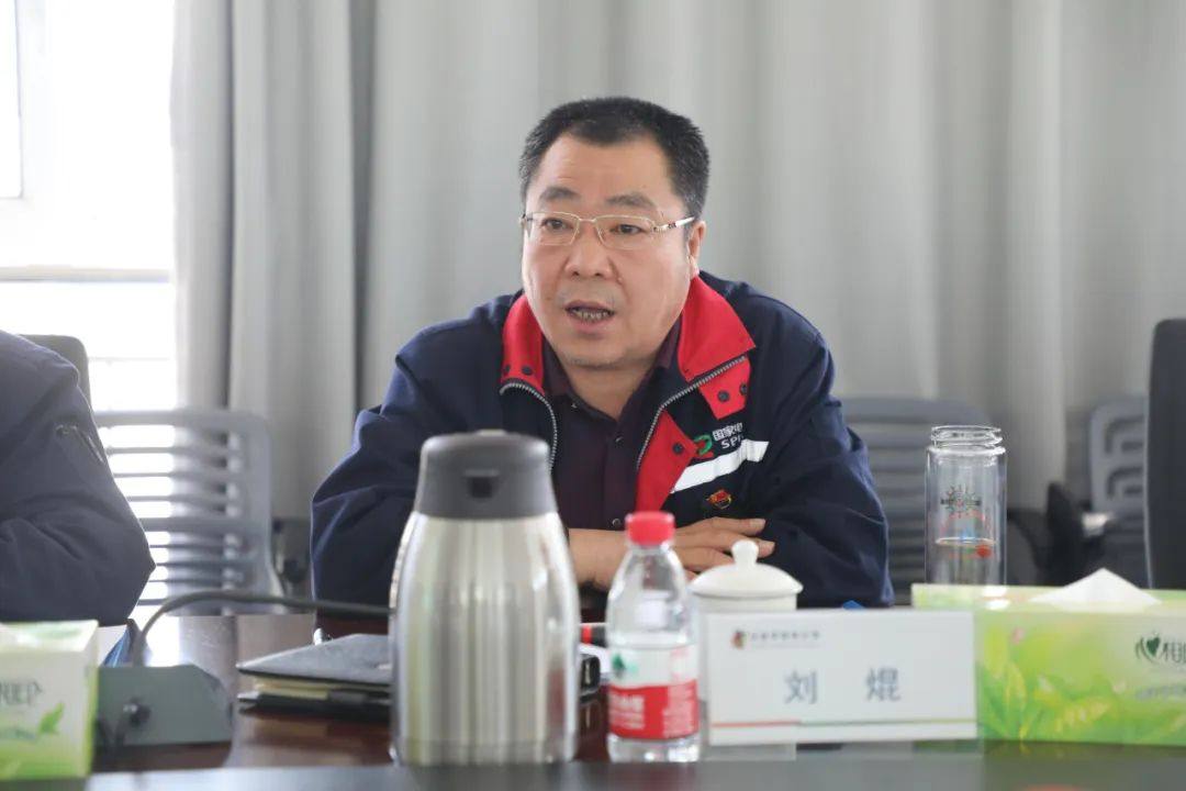 白音华铝电公司召开5月份工作例会