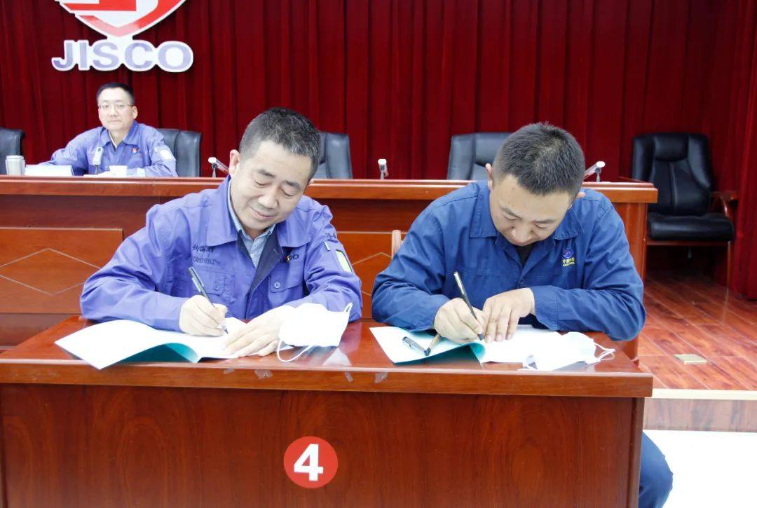 东兴铝业公司纪委召开项目建设廉洁专题警示教育大会