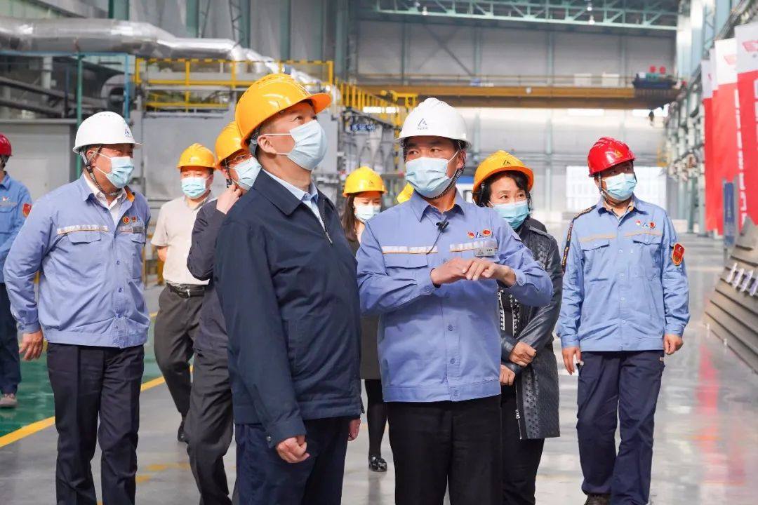 哈尔滨市委常委、副市长程晓明到中铝东轻调研