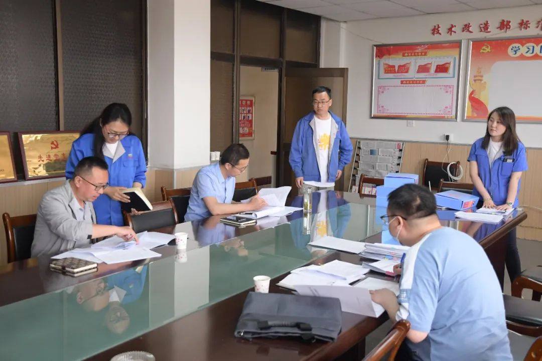 甘肃省政府国资委安全生产督导检查组到白银集团督导检查