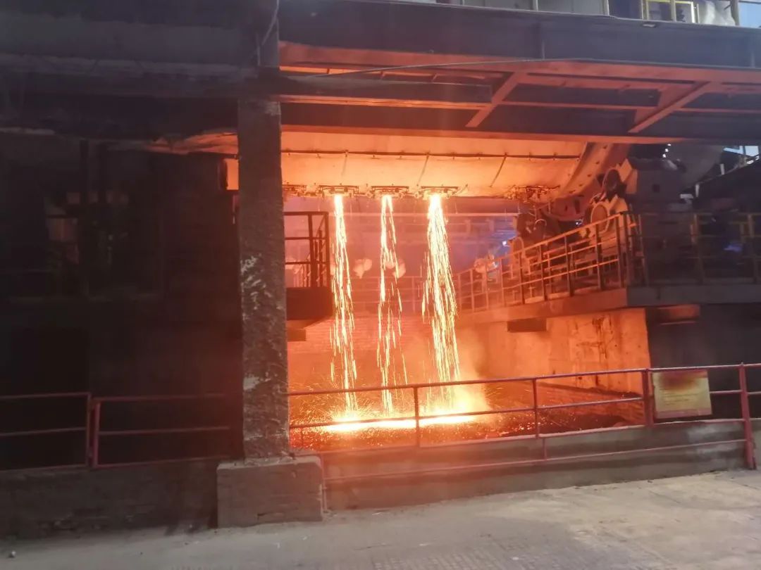 金川铜业熔炼分厂底吹炉系统年修拉开序幕