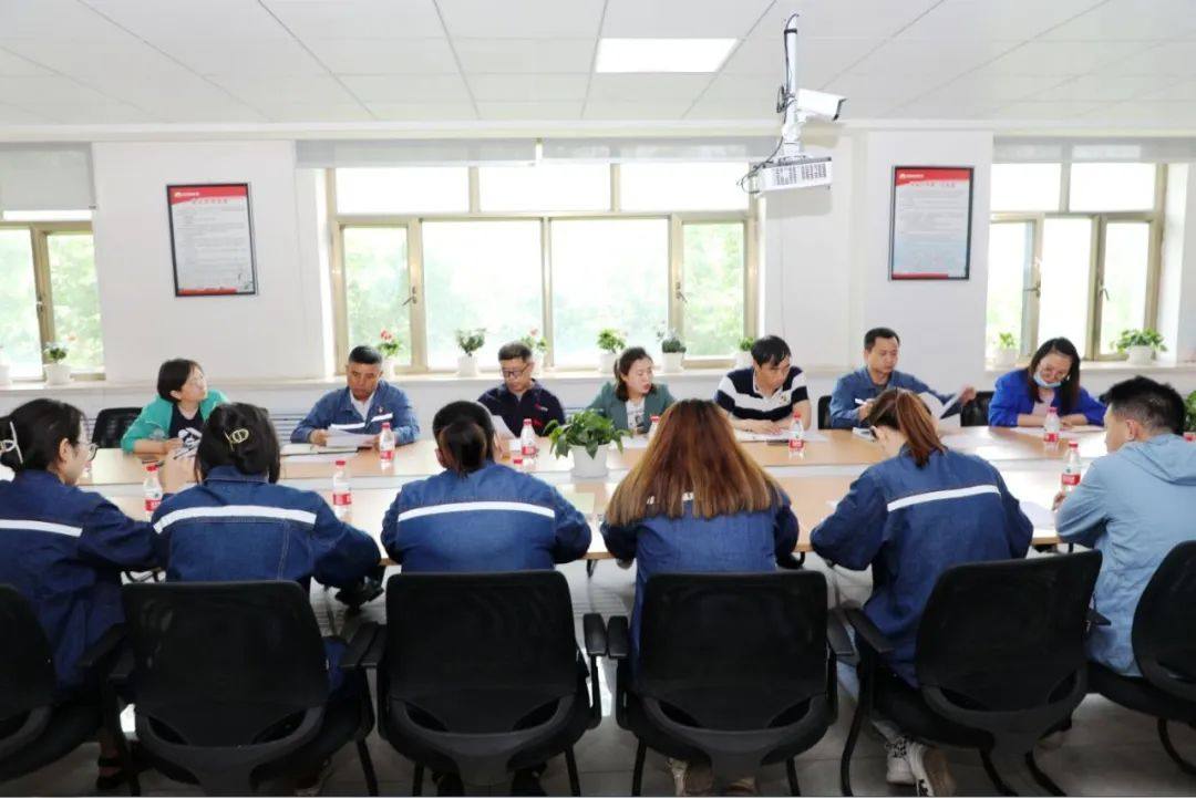 天山铝业召开2022年职业资格取证和新型学徒培训启动会