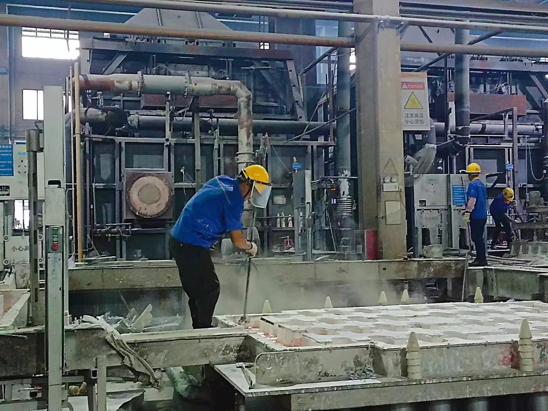 华昌集团开展熔铸车间铝液泄漏专项演练