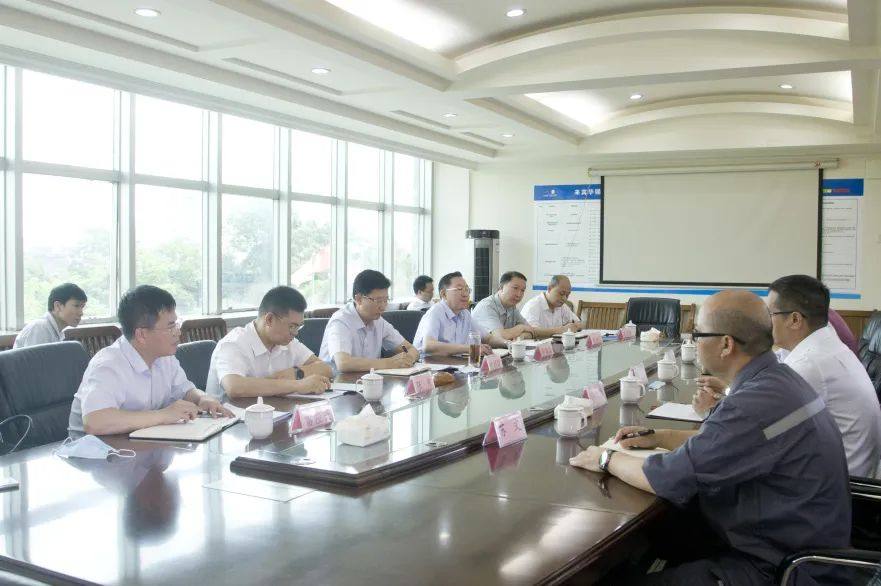 來賓市委書記何朝建到來冶公司調研：全力支持錫基新材料高科技產業園項目建設
