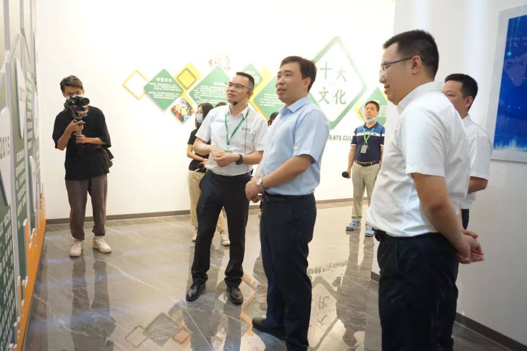 大沥镇稳企调研组莅临南北旺全铝家居调研