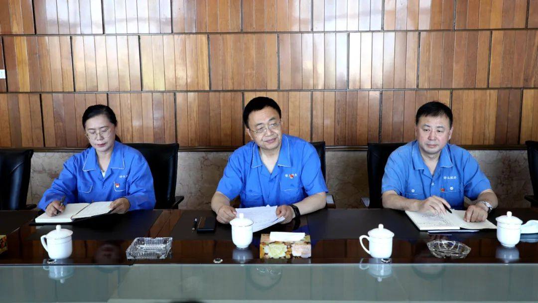 市總工會副主席徐景友一行來葫蘆島有色就工會亮點工作和重點工作推進落實進行調研