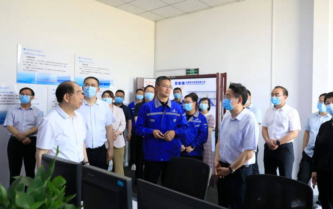 焦作市委副书记、市长李亦博调研多氟多重大项目建设进展