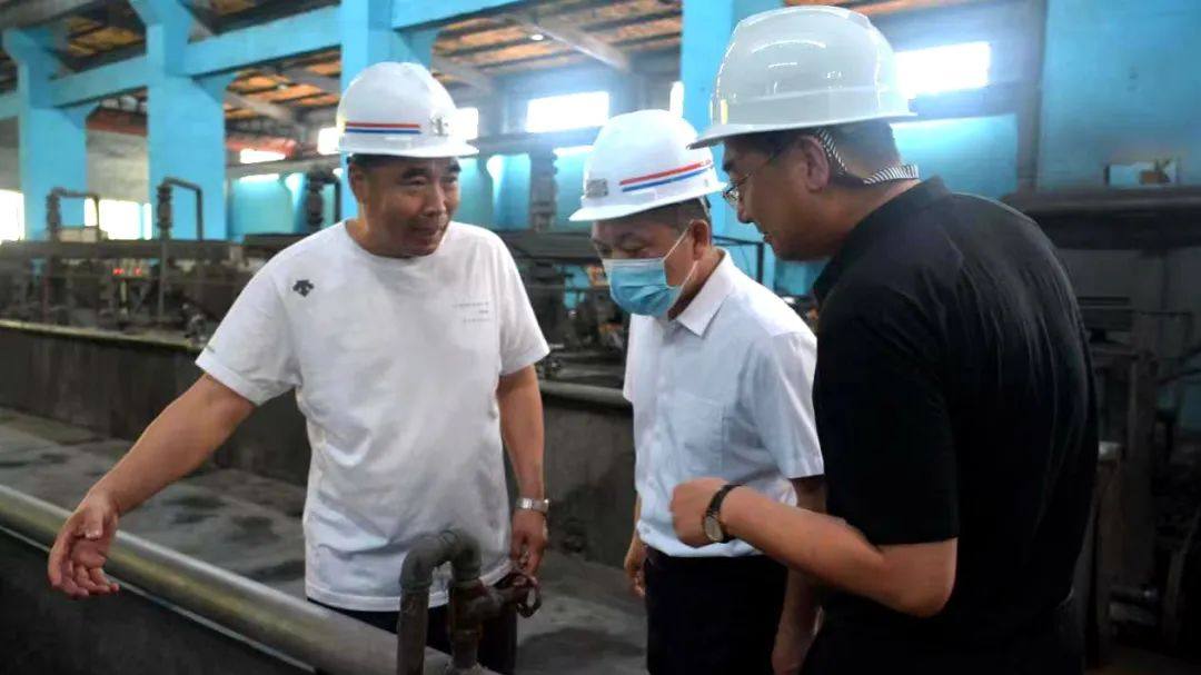 建昌縣縣長張宜洋一行到馬道礦業公司、八家礦業公司調研