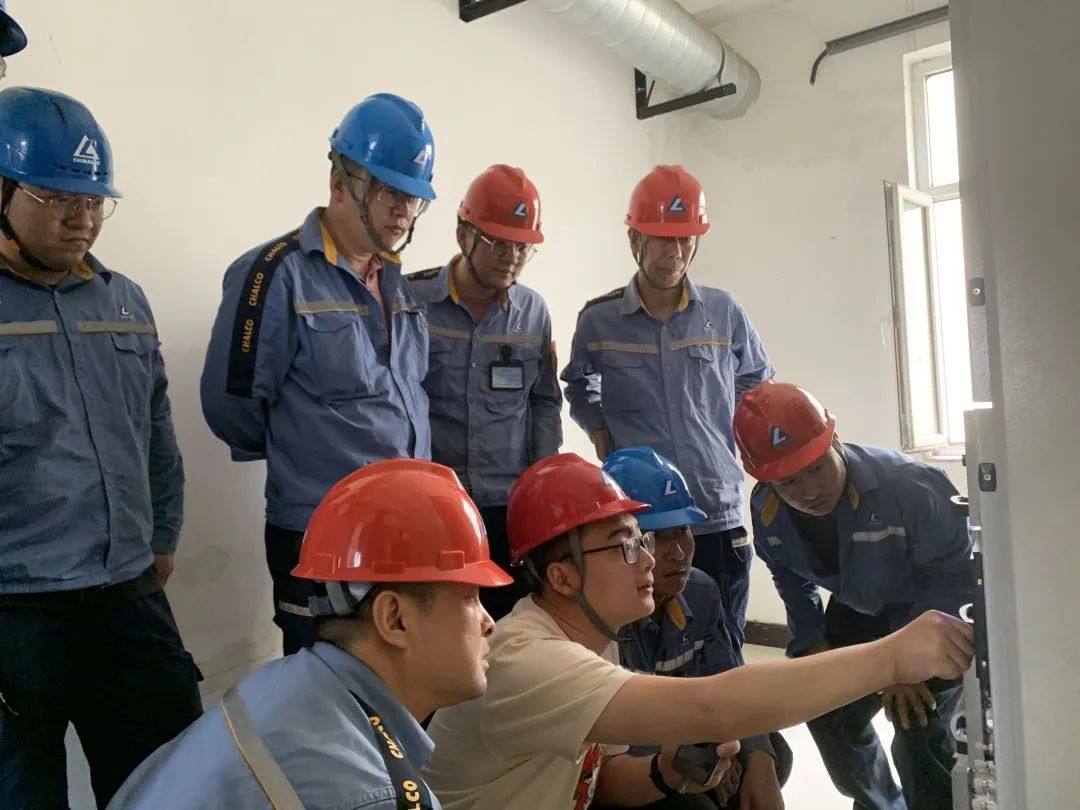 包头铝业公司分布式光伏正式并网发电