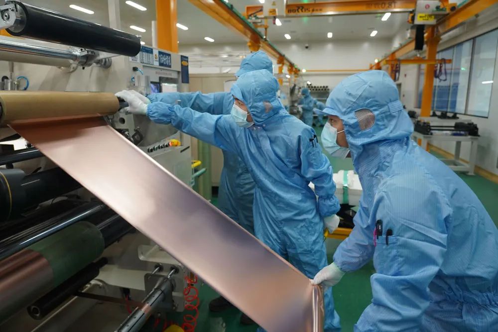 江铜集团批量产出4微米锂电铜箔